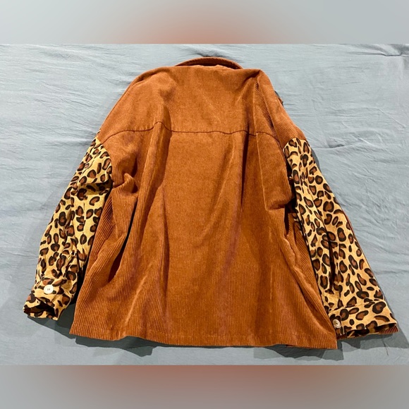 Tan Leopard Shacket - Picture 3 of 3